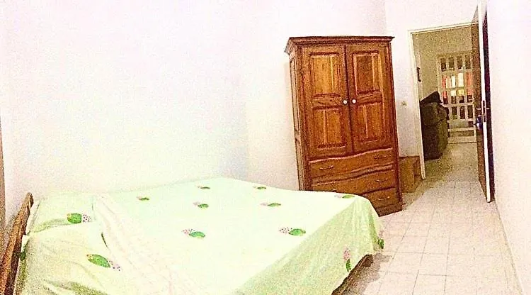 Family B&B Dakar Bed & Breakfast