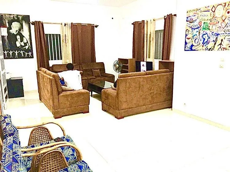 Family B&B Dakar